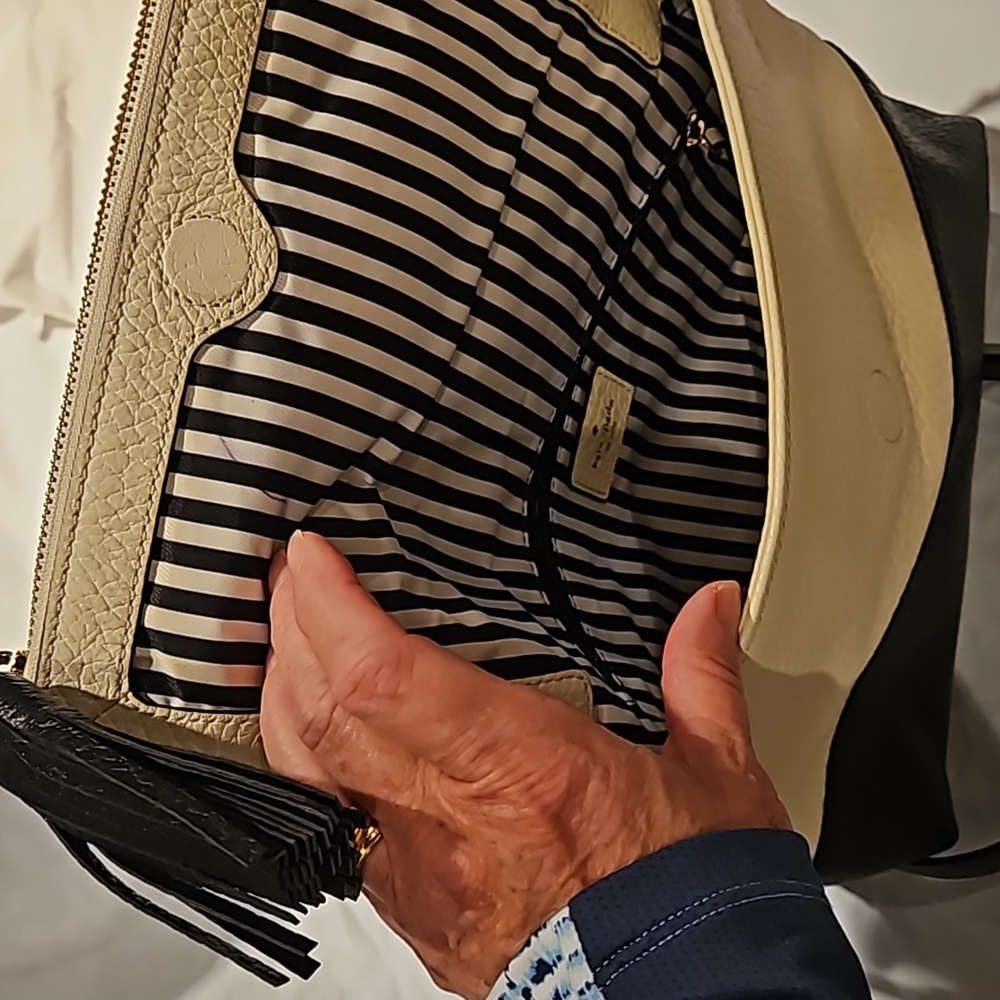 Kate Spade Leather Purse - Picture 6 of 9